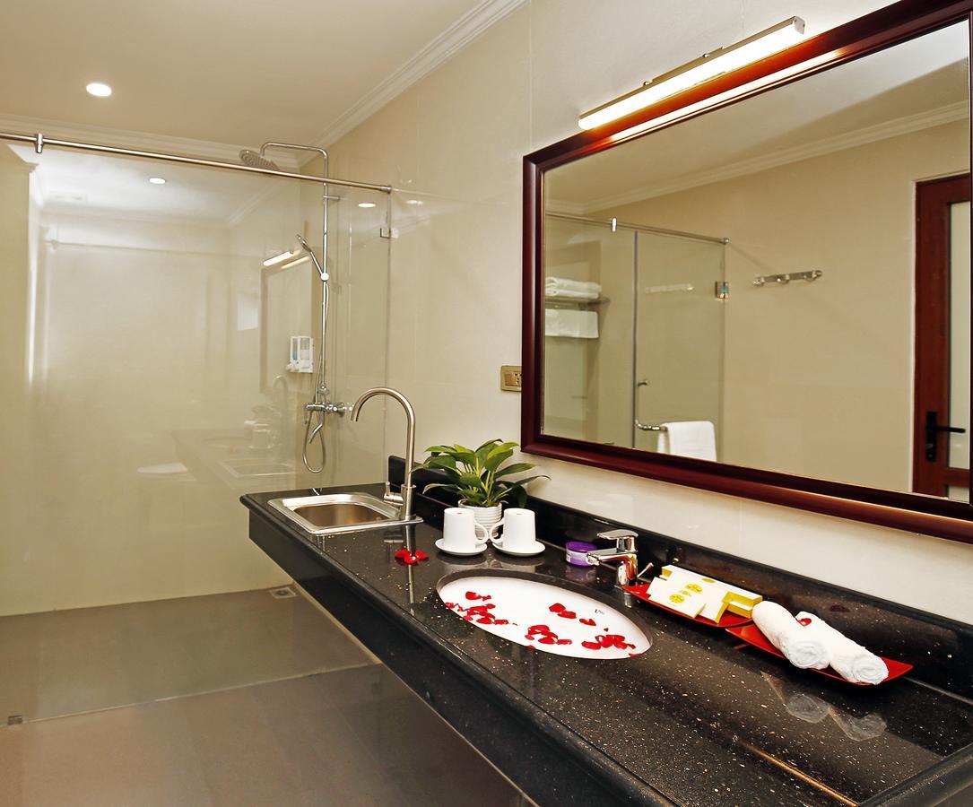 Bac Ninh Uri Hotel Eksteriør billede